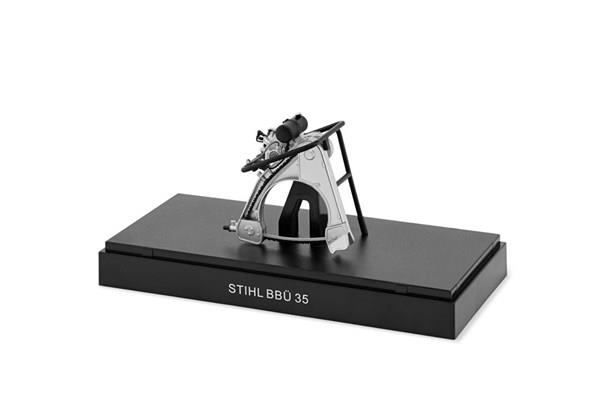 Zgodovisnki model motorne žage "BBU" STIHL