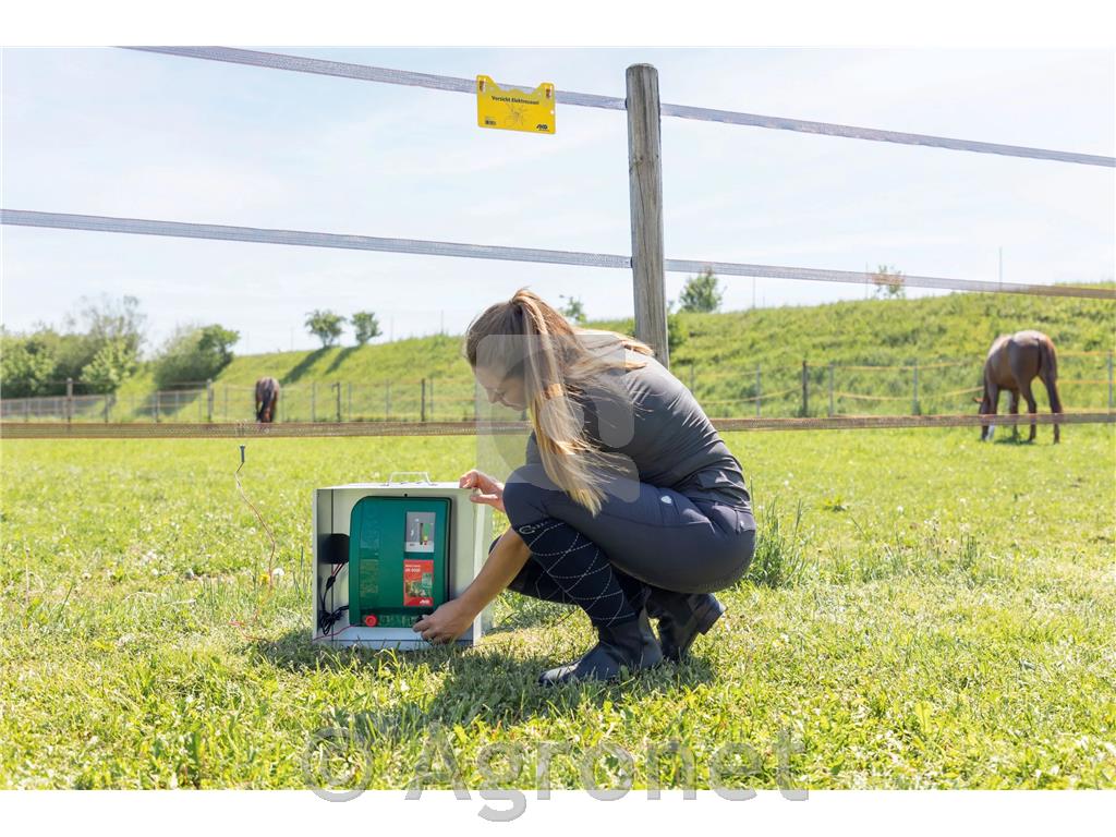 Pastir akumulatorski AKO AN6000 12V