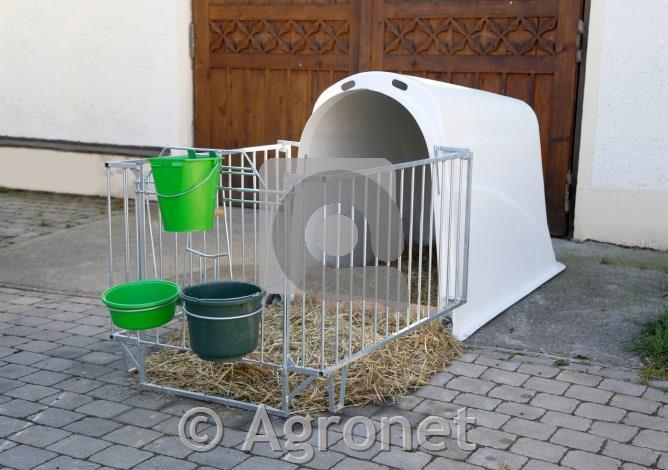Staja CalfHouse Master Plus z ograjo v lažji izvedbi