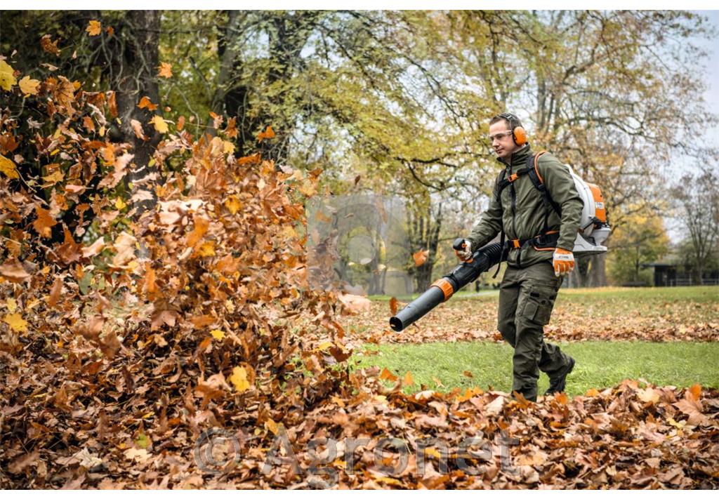 Nahrbtni motorni pihalnik BR 800 C-E STIHL