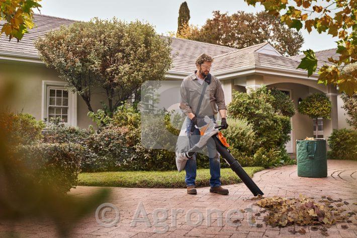 Pihalnik sesalnik SHG 56 STIHL