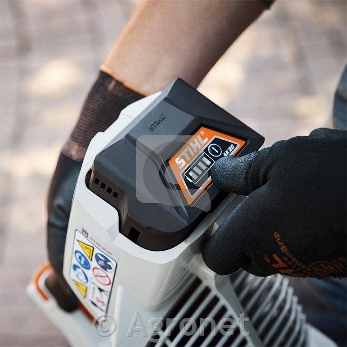 Akumulatorski pihalnik BGA 57 + AK20 + AL101 STIHL