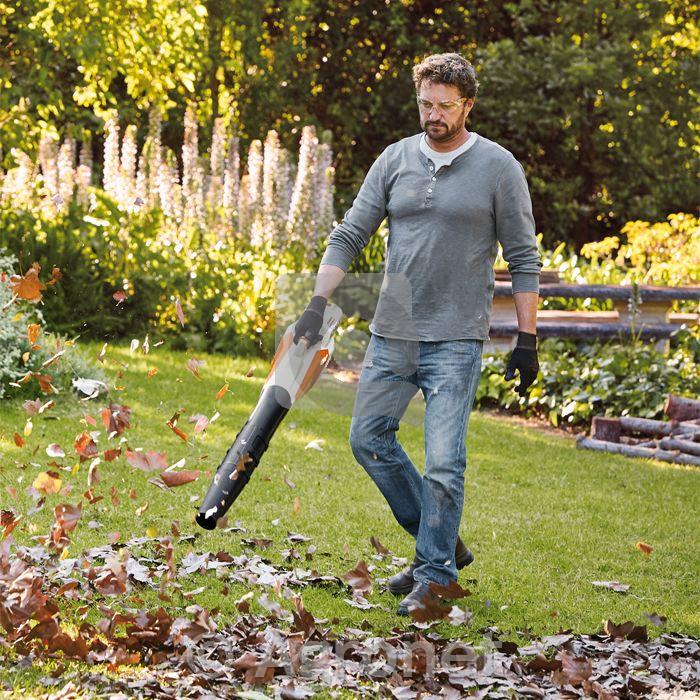 Akumulatorski pihalnik BGA 57 + AK20 + AL101 STIHL