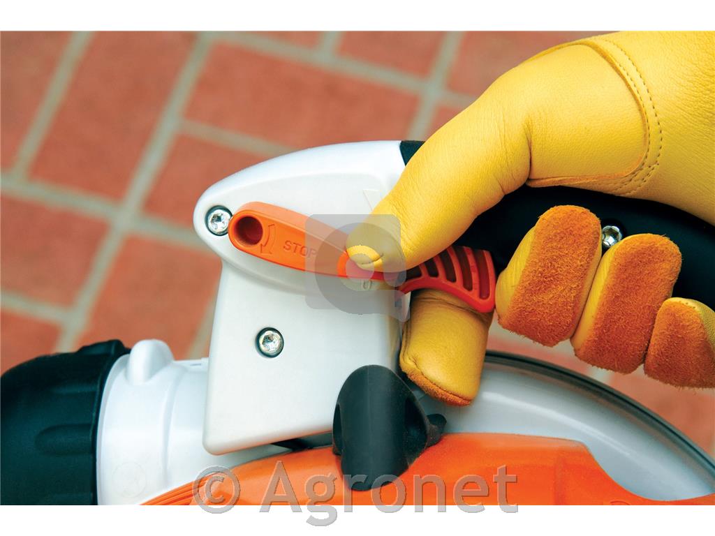 Ročni pihalnik BG 86 STIHL