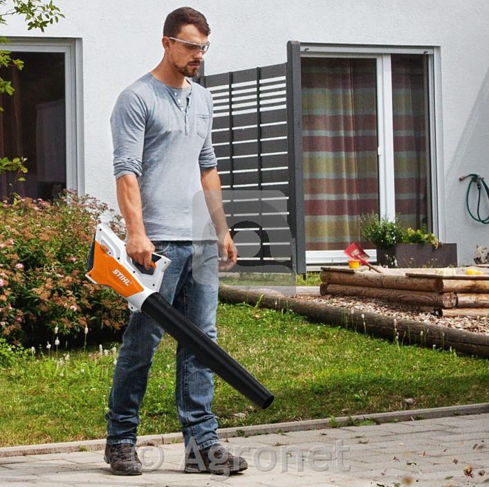 Akumulatorski pihalnik BGA 45 STIHL