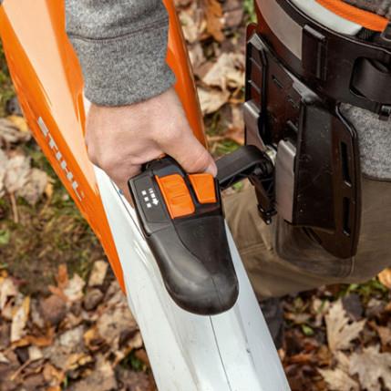 Akumulatorski pihalnik BGA 200 STIHL