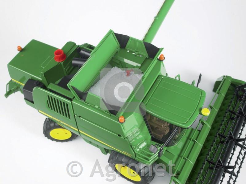 Kombajn John Deere