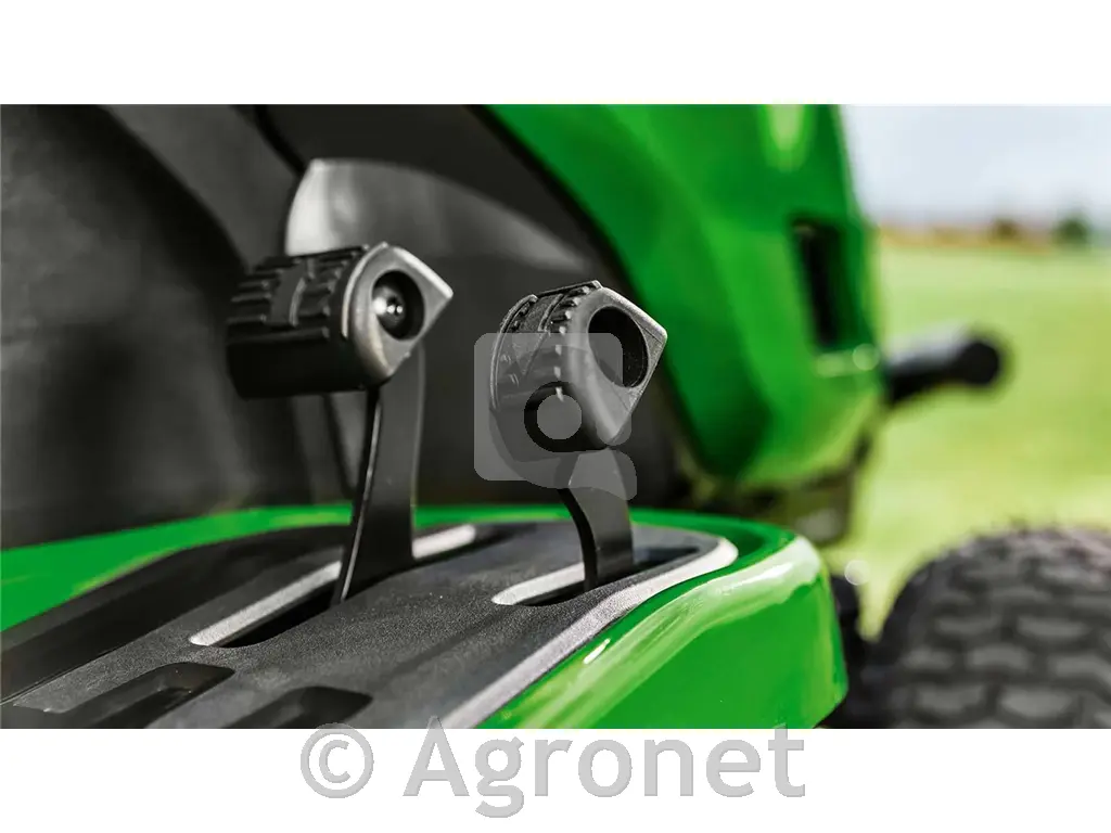 Vrtni traktor X167R JOHN DEERE