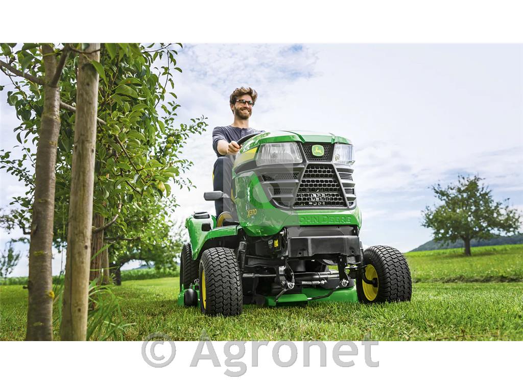 Vrtni traktor X370 JOHN DEERE